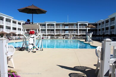 Oc Pool with guard IMG_1878