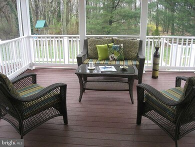 5798 Formosa Dr, Sykesville, MD 21784 - photo 4