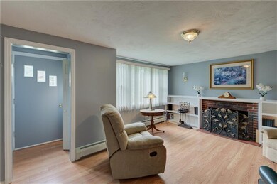 Living Room. - Newly installed select Red Oak Drea