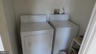 10 Chippewa Ct, Silver Spring, MD 20906 - photo 6