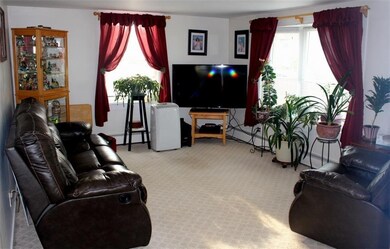 Spacious Cozy Living Room with Large...