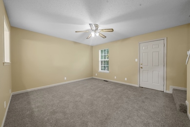 3252 Tower Dr unit A, Clarksville, TN 37042 - photo 4