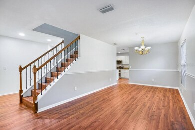 15016 Heronglen Dr, Lithia, FL 33547 - photo 4