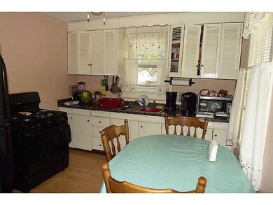 125 Worcester Ave, Riverside, RI 02915 - photo 2