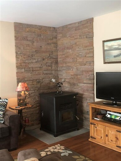 1267 Potter Hill Rd, Readsboro, VT 05350 - photo 6