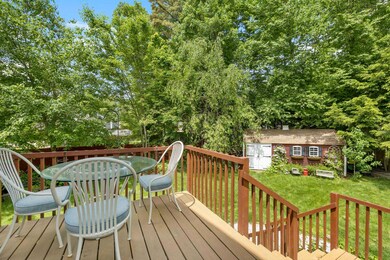 27 New London Dr, Center Barnstead, NH 03225 - photo 5