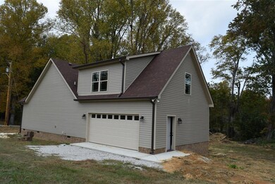 125 Walnut Ln, Manchester, TN 37355 - photo 2