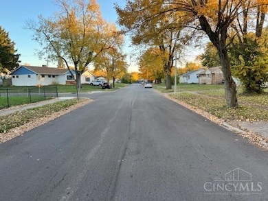 4293 Thompson Dr, Dayton, OH 45416 - photo 5