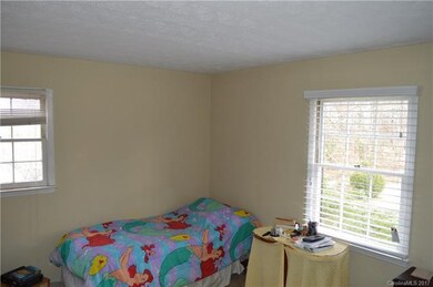 5 Holly Hill Ct, Asheville, NC 28806 - photo 7