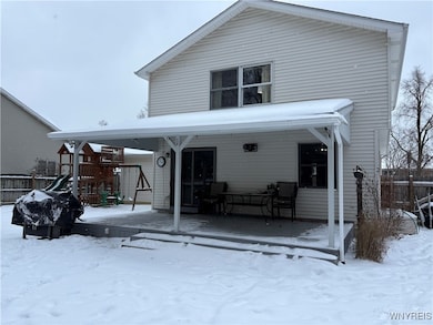 134 Holiday Ln, Hamburg, NY 14075 - photo 3