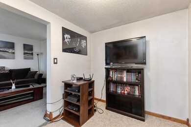 651 21st Ave SW, Cedar Rapids, IA 52404 - photo 7