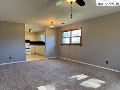 41 Transou St unit 1, Sparta, NC 28675 - photo 3