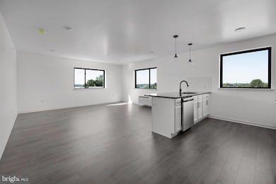 6618 Ridge Ave unit 408, Philadelphia, PA 19128 - photo 5