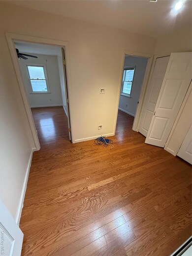 76 E Argyle St, Valley Stream, NY 11580 - photo 6