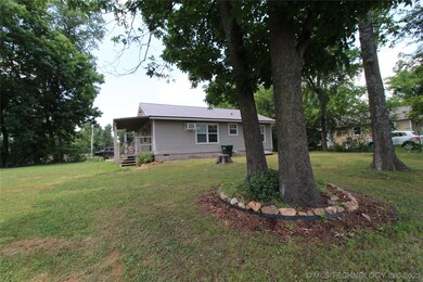 747 S Bluff Ave, Tahlequah, OK 74464 - photo 5