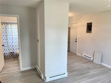 2303 S 8th Ave E, Newton, IA 50208 - photo 3