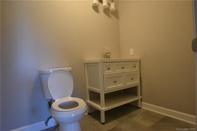 219 Adams St unit 17, Statesville, NC 28677 - photo 2