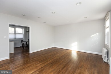 5203 Falls Rd unit 15, Baltimore, MD 21210 - photo 3