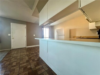 1920 Roosevelt St unit B, North Las Vegas, NV 89030 - photo 7