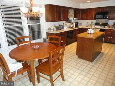 12039 White Cord Way, Columbia, MD 21044 - photo 2