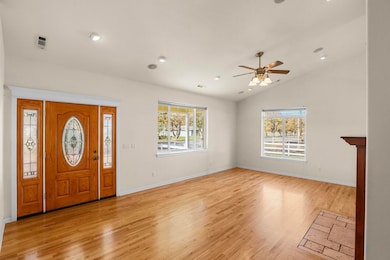 6400 Rogue River Dr, Shady Cove, OR 97539 - photo 7