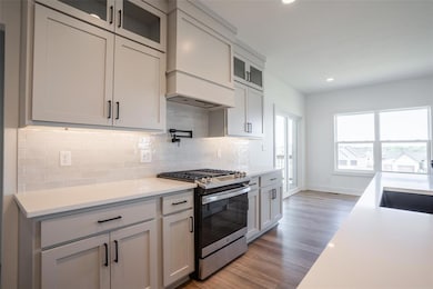 3963 Westgate Pkwy, Clive, IA 50325 - photo 7