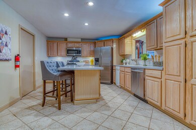 300 Ocean Kitchen 3