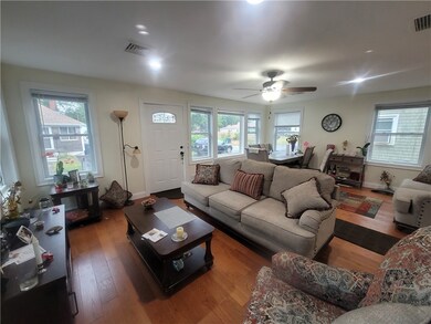 42 Fuller St, Warwick, RI 02889 - photo 3