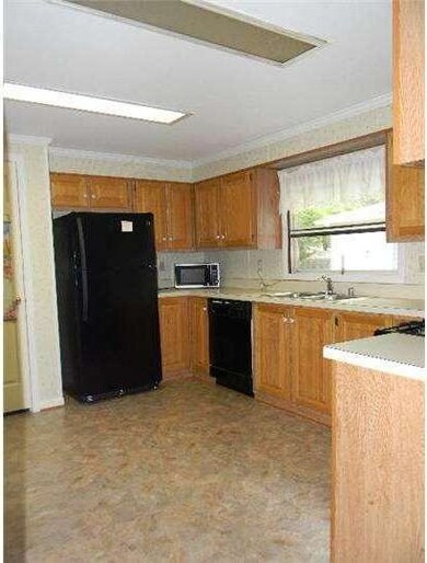 52 Loft Mountain Dr, Sicklerville, NJ 08081 - photo 6