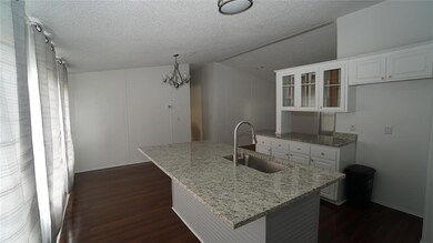 147 Briar Oaks Ln, Azle, TX 76020 - photo 6