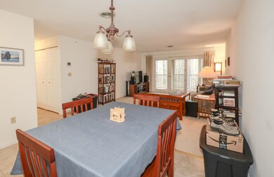 7 Bartemus Trail, Nashua, NH 03063 - photo 6
