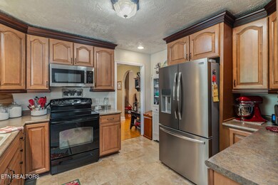 15-web-or-mls-20 Webster Court-15