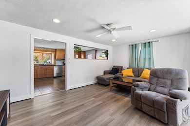 850 Hortonville Rd, Swansea, MA 02777 - photo 2