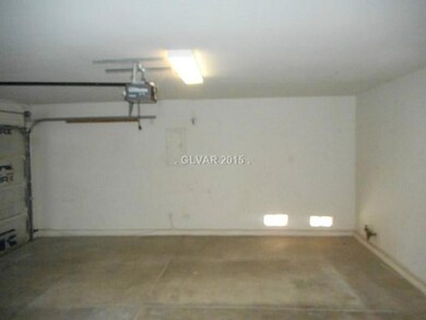 Garage.