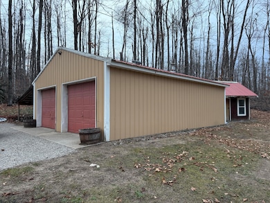 765 Mcgregor Rd, Vanderbilt, MI 49795 - photo 4