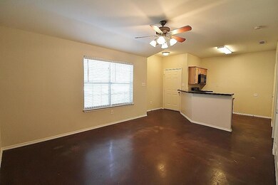 111 Sunburst Ct, Weatherford, TX 76087 - photo 3