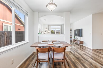 3244 SW Peridot Ave, Redmond, OR 97756 - photo 5