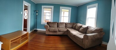 47 Davenport St, Chicopee, MA 01013 - photo 4