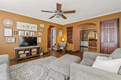 10809 Johnson Dr, Shawnee, KS 66203 - photo 5