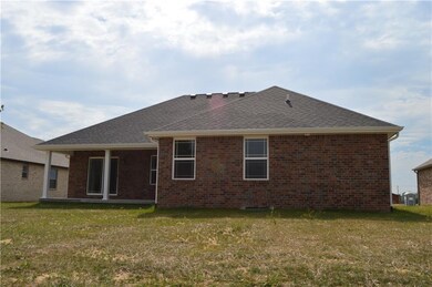 5730 Victory Dr, Columbus, IN 47203 - photo 2