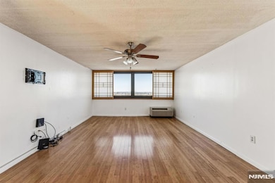 170 Lafayette Ave unit 11E, Passaic, NJ 07055 - photo 4