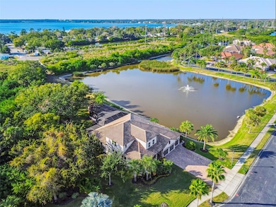 372 Coco Plum Ct, Oldsmar, FL 34677 - photo 2