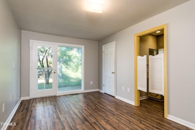 1801 Manor Ct unit B, Kingsport, TN 37660 - photo 2