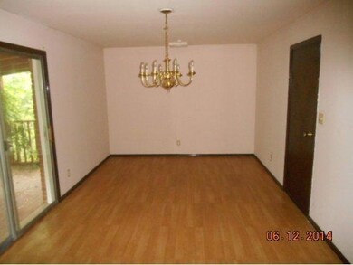 1015 Fairview St, Lawrenceburg, IN 47025 - photo 2