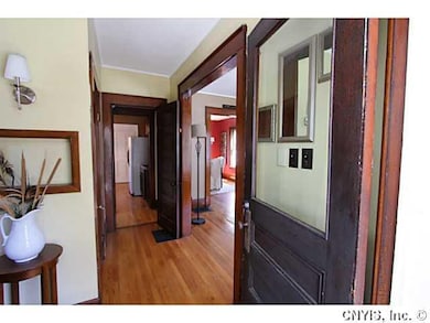 Foyer. Welcome to 206 Peck Ave.