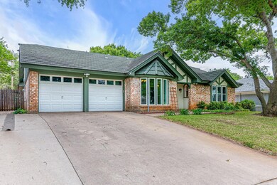 2024 Mountainview Dr, Hurst, TX 76054 - photo 3