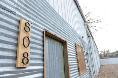 808 W Coffin St, Denison, TX 75020 - photo 3