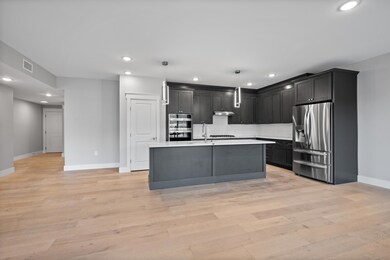 745 Manhattan Blvd unit 303, Dayton, KY 41074 - photo 4