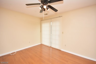 26 Smithfield Ct, Basking Ridge, NJ 07920 - photo 2