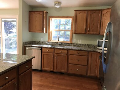 120 Pear Ln, Milford, PA 18337 - photo 3